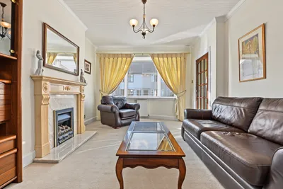 14 Pirniefield Gardens, Edinburgh, Midlothian, EH6 7QD - image 2