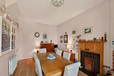 17 Avondale Place,
Edinburgh,
EH3 5HX - image 7