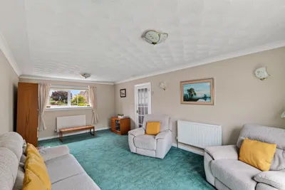 7 The Grove,
Musselburgh,
EH21 7HD - image 2