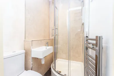 6/9 Lyne Street,
Edinburgh,
EH7 5DW - image 7