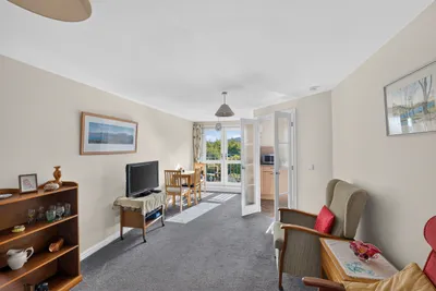 Flat 14 Caiystane Court, 11 Oxgangs Road North, Edinburgh, Midlothian, EH13 9AA - image 2
