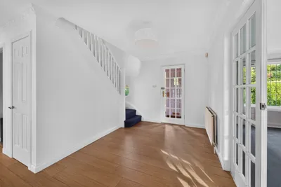 16 King's Cramond, Edinburgh, Midlothian, EH4 6RL - image 18