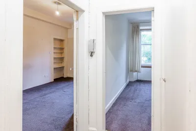 6/9 Lyne Street,
Edinburgh,
EH7 5DW - image 8
