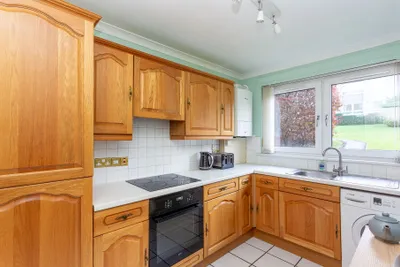 1 East Court, Ravelston House Park, Edinburgh, Midlothian, EH4 3LZ - image 5