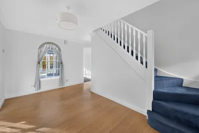 16 King's Cramond, Edinburgh, Midlothian, EH4 6RL - image 19