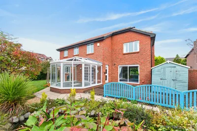 16 King's Cramond, Edinburgh, Midlothian, EH4 6RL - image 32