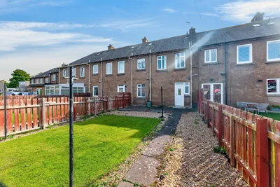 310 Calder Road, Edinburgh, Midlothian, EH11 3TB - image 31