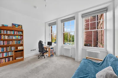 Flat 3, 49 Sassoon Grove, Edinburgh, Midlothian, EH10 5FB - image 9