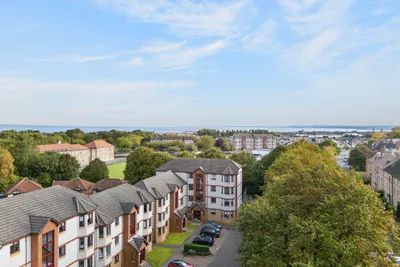 25/8 South Elixa Place, Edinburgh, Midlothian, EH8 7PG - image 41