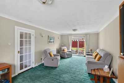 7 The Grove,
Musselburgh,
EH21 7HD - image 3