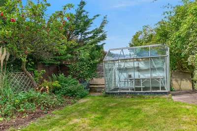 25 Frogston Terrace,
Edinburgh,
EH10 7AE - image 30