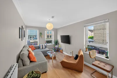 147/3 Bonnington Road, Edinburgh, Midlothian, EH6 5NJ - image 2