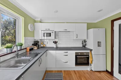 25/8 South Elixa Place, Edinburgh, Midlothian, EH8 7PG - image 13