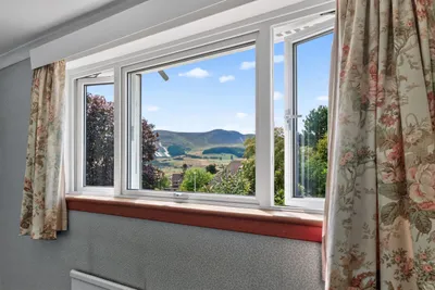 25 Frogston Terrace,
Edinburgh,
EH10 7AE - image 21