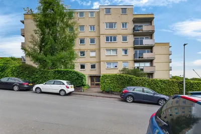 29 Queen's Park Court,
Edinburgh,
EH8 7DX - image 1