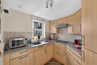 Flat 14 Caiystane Court, 11 Oxgangs Road North, Edinburgh, Midlothian, EH13 9AA - image 9
