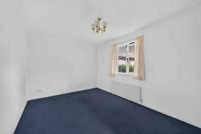 16 King's Cramond, Edinburgh, Midlothian, EH4 6RL - image 14