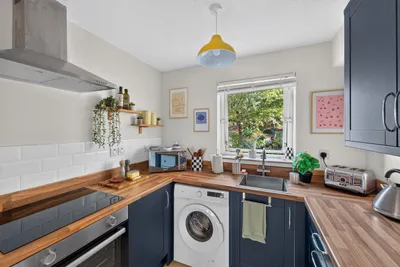 147/3 Bonnington Road, Edinburgh, Midlothian, EH6 5NJ - image 5