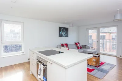 19/17 Salamander Place,
Edinburgh,
EH6 7JJ - image 2