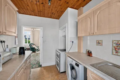 310 Calder Road, Edinburgh, Midlothian, EH11 3TB - image 8
