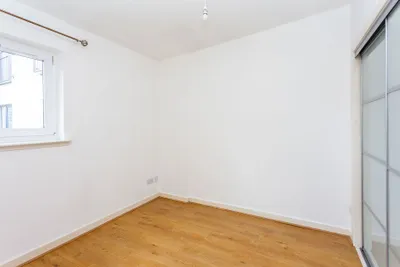 8/24 Salamander Court,
Edinburgh,
EH6 7JN - image 14