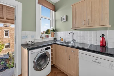 38 Lennox Row, Edinburgh, Midlothian, EH5 3LT - image 9