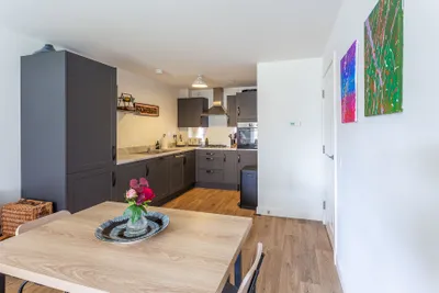 22/2 Margaret Thomson Crescent,
Edinburgh,
EH6 7FE - image 7