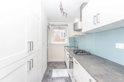 70 Northfield Farm Avenue,
Edinburgh,
EH8 7QN - image 6