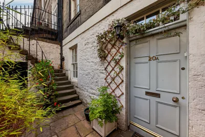 20 Dublin Street,
New Town,
Edinburgh,
EH1 3PP - image 32