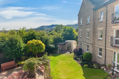 Flat 14 Caiystane Court, 11 Oxgangs Road North, Edinburgh, Midlothian, EH13 9AA - image 6