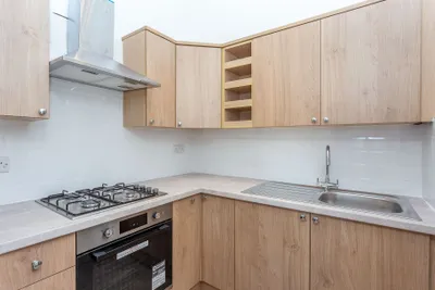5/9 Beaverhall Road,
Edinburgh,
EH7 4JQ - image 6