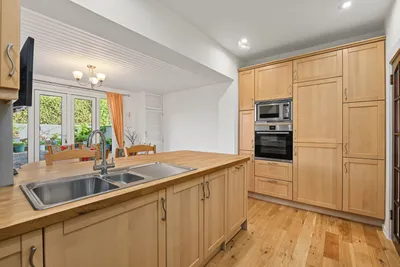 14 Pirniefield Gardens, Edinburgh, Midlothian, EH6 7QD - image 5