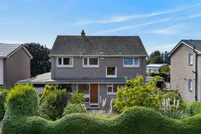 25 Frogston Terrace,
Edinburgh,
EH10 7AE - image 35