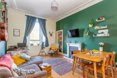 128/4 Duke Street,
Edinburgh,
EH6 8HR - image 4