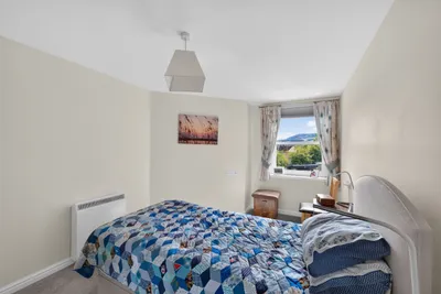 Flat 14 Caiystane Court, 11 Oxgangs Road North, Edinburgh, Midlothian, EH13 9AA - image 15
