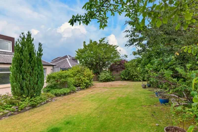 41 Craigleith Drive,
Edinburgh,
EH4 3JU - image 27