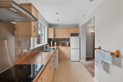 7 The Grove,
Musselburgh,
EH21 7HD - image 6