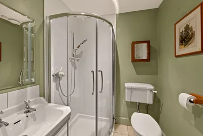 20 Dublin Street,
New Town,
Edinburgh,
EH1 3PP - image 27