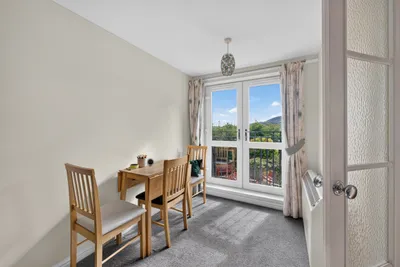 Flat 14 Caiystane Court, 11 Oxgangs Road North, Edinburgh, Midlothian, EH13 9AA - image 4