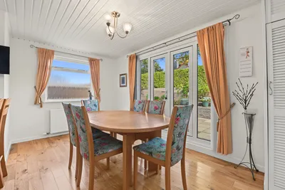 14 Pirniefield Gardens, Edinburgh, Midlothian, EH6 7QD - image 8