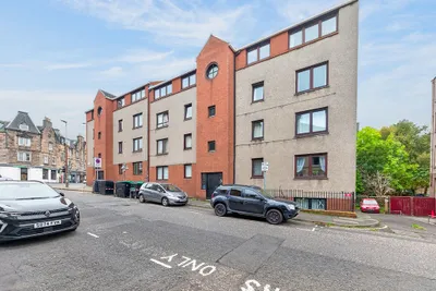 3/7 Murieston Road, Edinburgh, Midlothian, EH11 2JJ - image 1