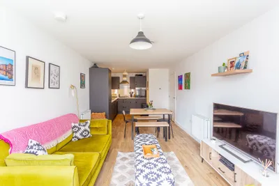 22/2 Margaret Thomson Crescent,
Edinburgh,
EH6 7FE - image 6