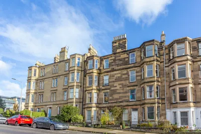 9/3 Falcon Gardens,
Edinburgh,
EH10 4AP - image 1
