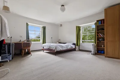 Valleyfield House, 
17 High Street, 
Penicuik, 
EH26 8HS - image 15