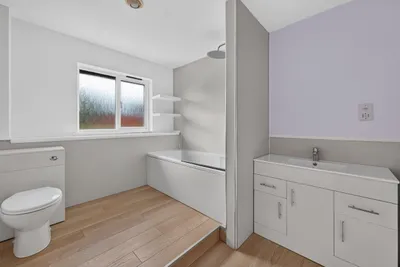 16 King's Cramond, Edinburgh, Midlothian, EH4 6RL - image 29