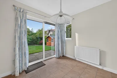 16 King's Cramond, Edinburgh, Midlothian, EH4 6RL - image 13