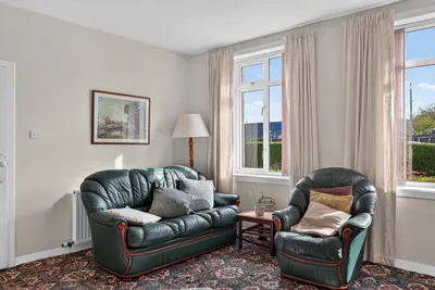 310 Calder Road, Edinburgh, Midlothian, EH11 3TB - image 3