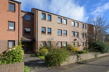 14/4 West Winnelstrae, Edinburgh EH5 2ET